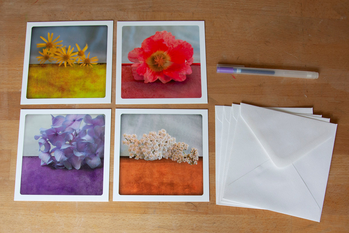 Set of 4 postcards - Flowers