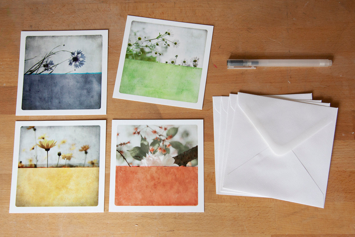 Set of 4 postcards - Pastel